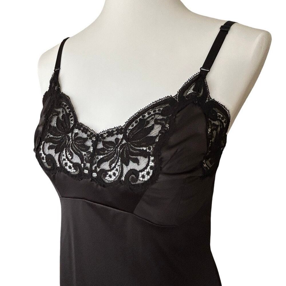 Vintage Windermaid Black Lace Slip/Dress, mint